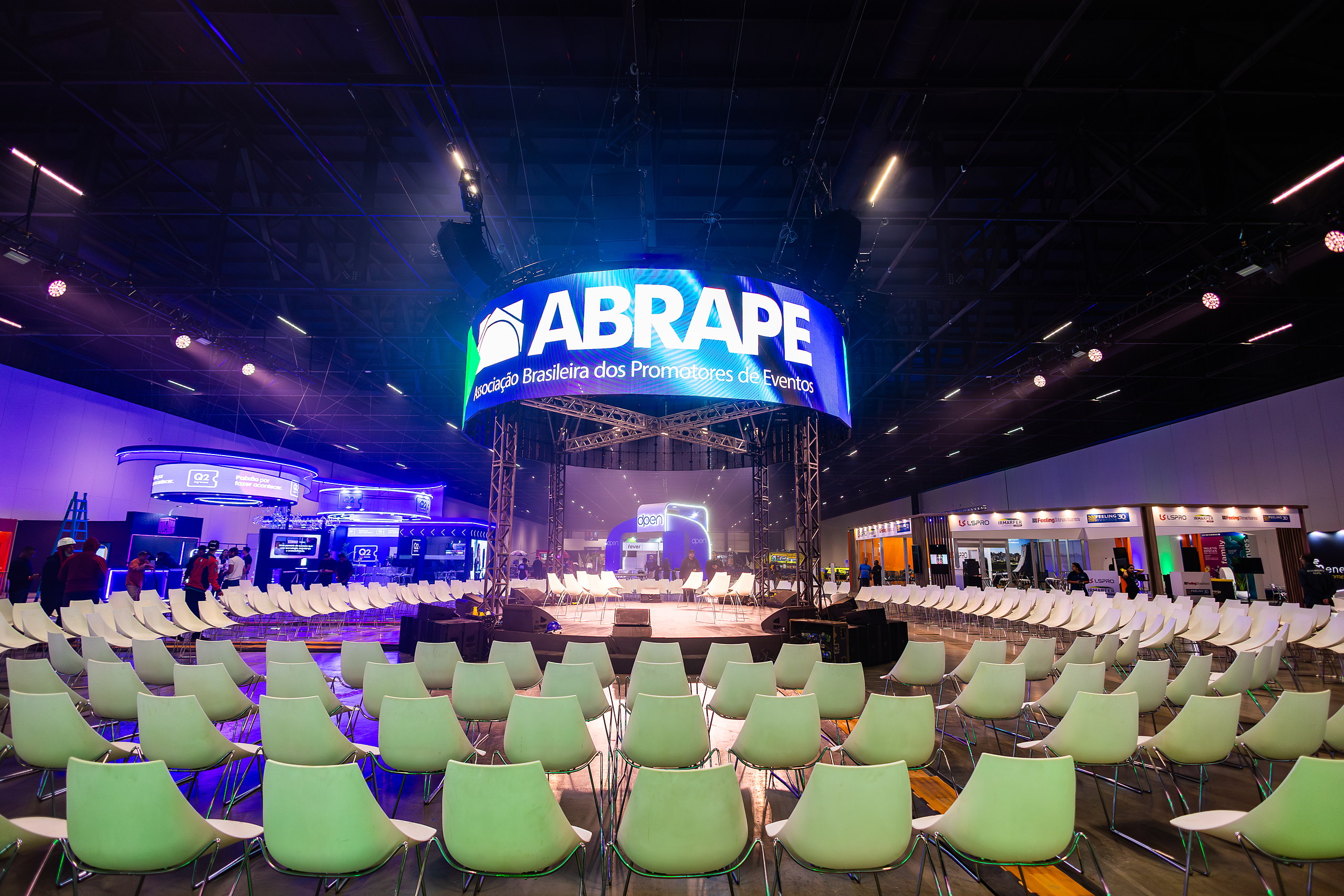 Auditório do 10º CBPE com o palco da ABRAPE ao fundo
